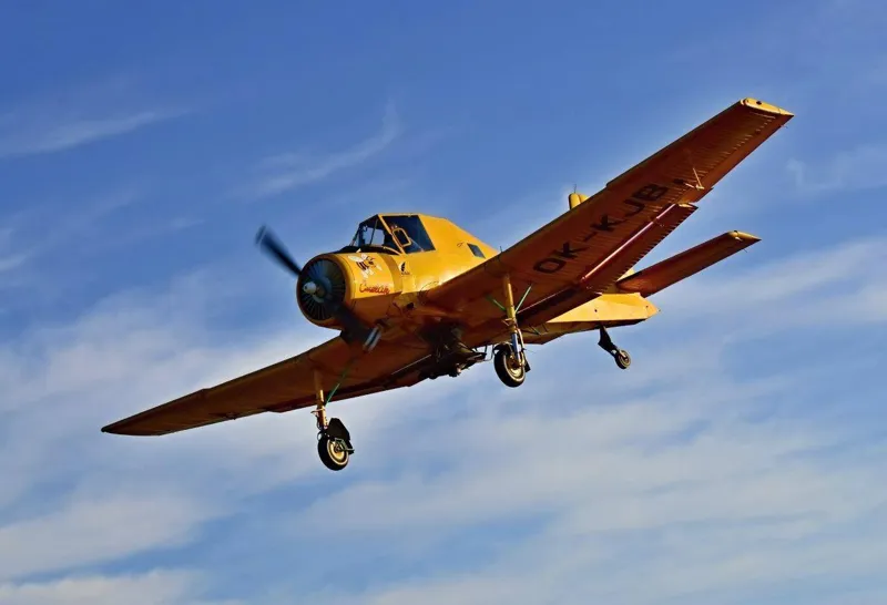 1980 Zlin Z-37 Cmel k A