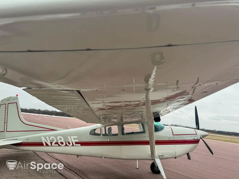 1976 Cessna A185F Skywagon