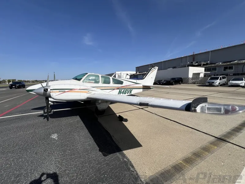 Beechcraft B55