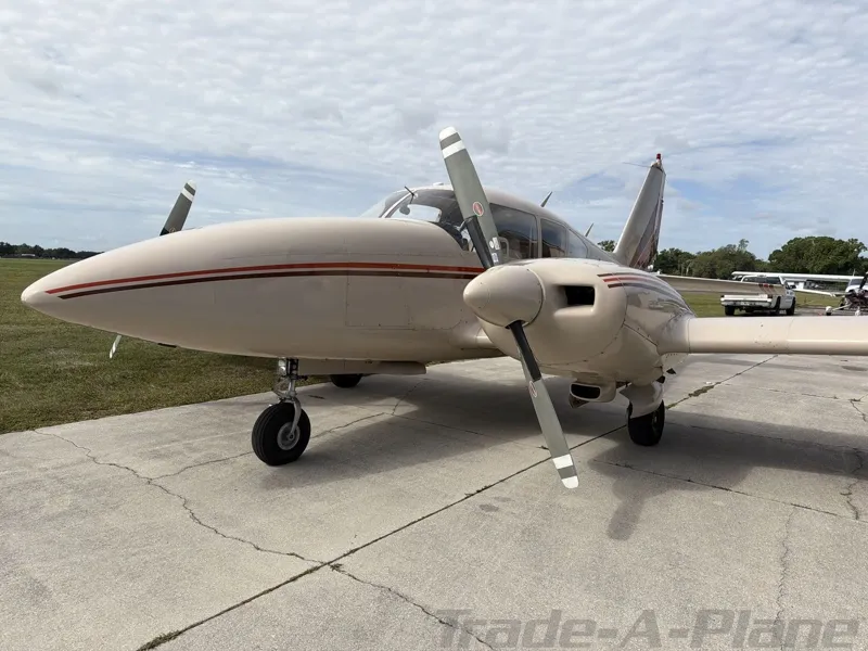 1973 Piper AZTEC E