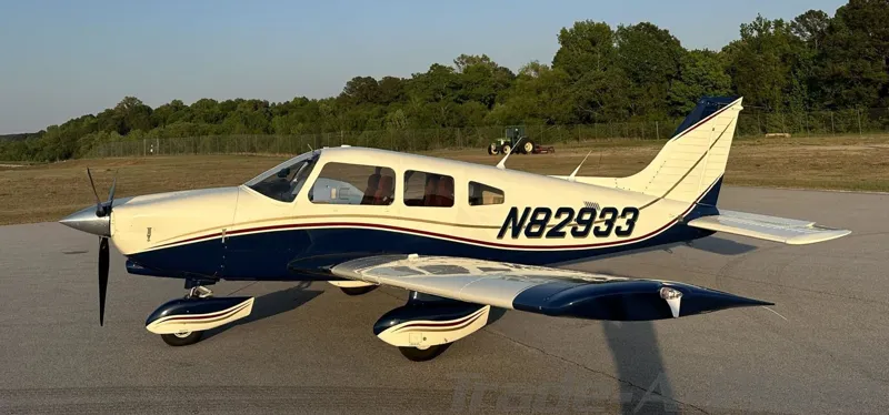 1980 Piper PA-28-236