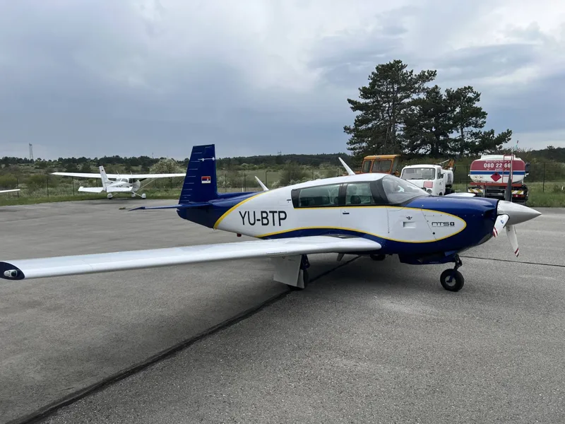 1980 Mooney M20J 201
