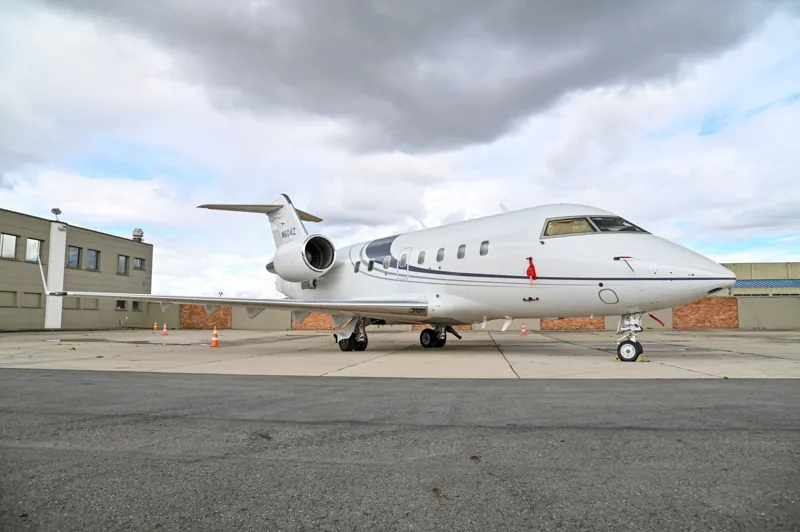2001 Bombardier Challenger 604 for sale