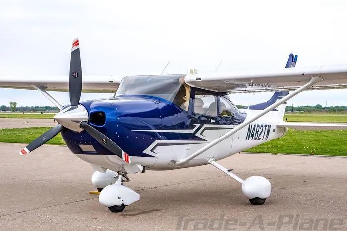 2017 Cessna 182T for sale