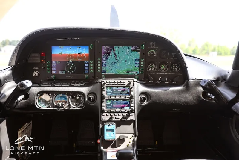 Cirrus SR22
