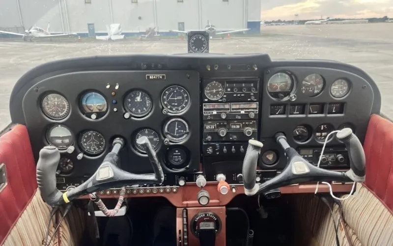 CESSNA 172 SKYHAWK for sale