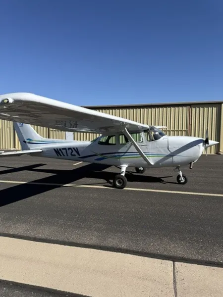 1985 Cessna 172P for sale