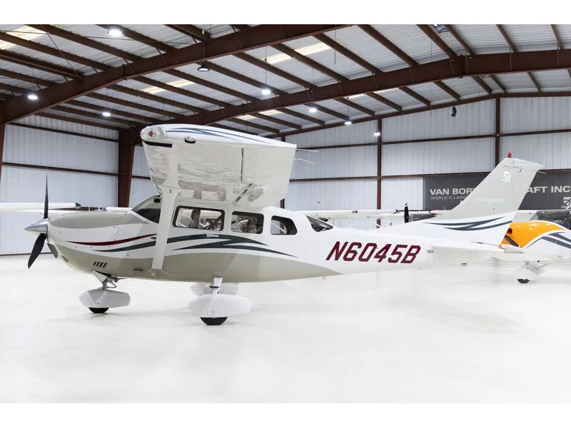 2006 Cessna T206H for sale