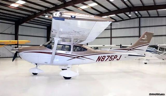 2016 Cessna 182T for sale