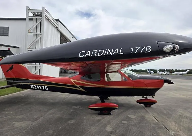 Cessna C177B Cessna 177 Cardinal