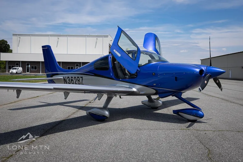 Cirrus SR20