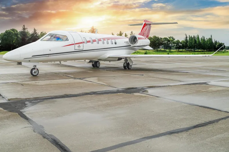 Learjet 75