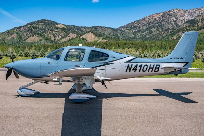 Cirrus SR22T