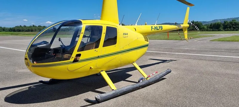 Robinson R-44 Clipper 2