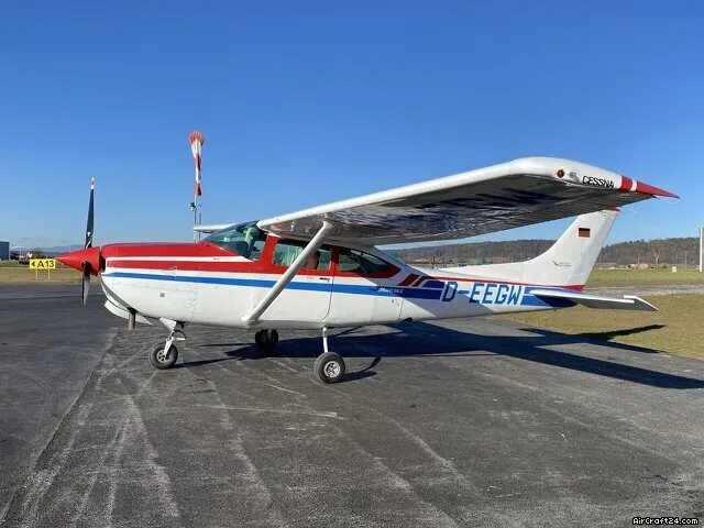 Cessna 182T