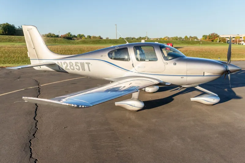 Cirrus SR22