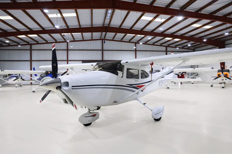 1998 Cessna 182S for sale