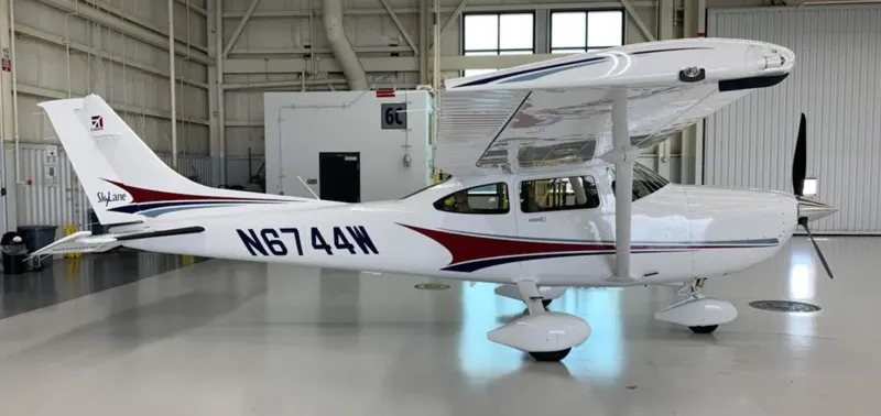 2022 Cessna 182T for sale