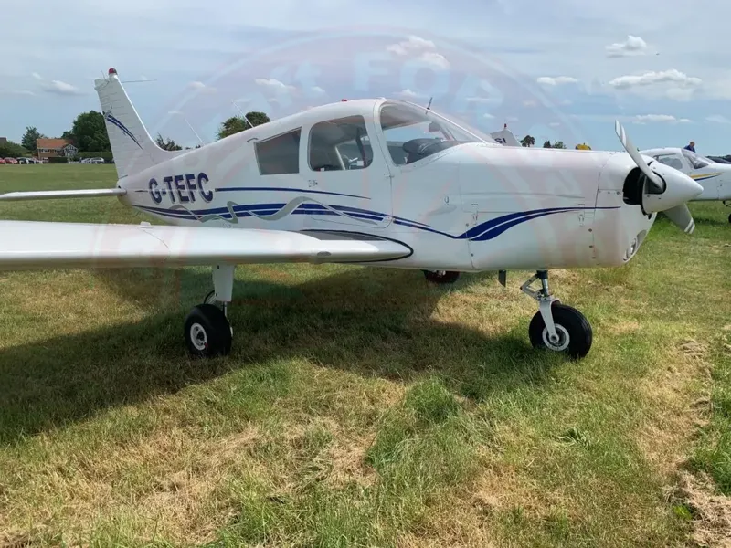PIPER 28 140 for sale