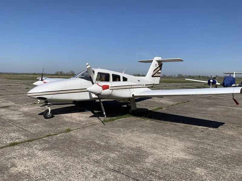 Piper Seminole