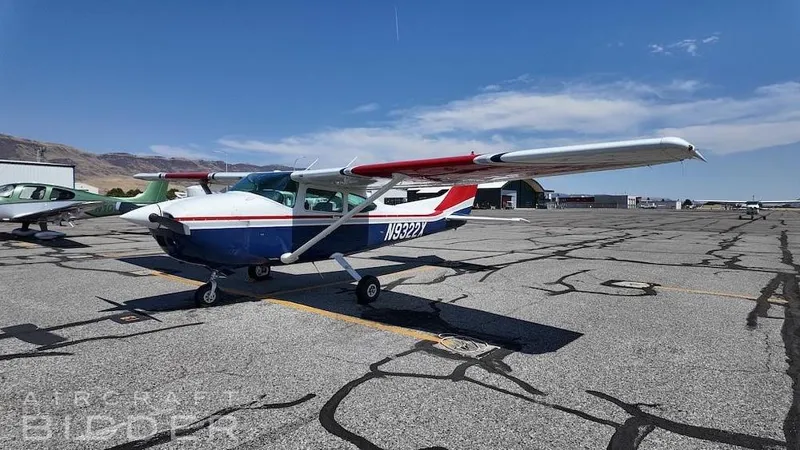 1985 Cessna 182R for sale