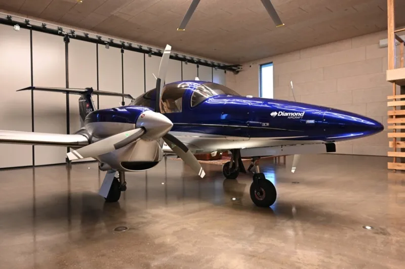 2023 Diamond DA62 for sale