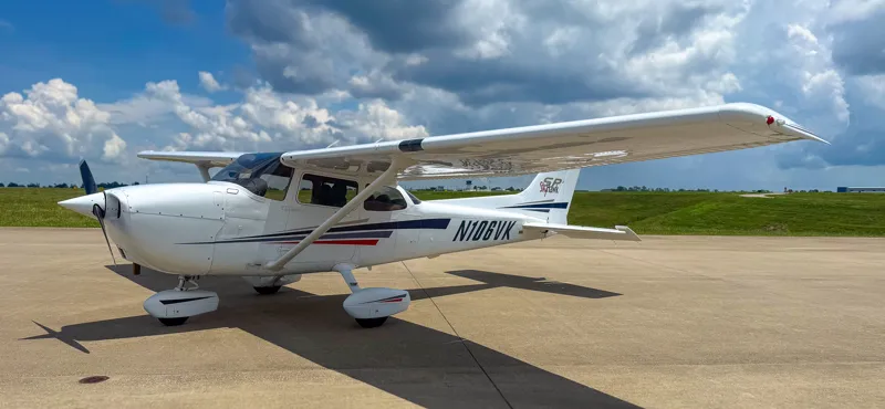 2002 Cessna 172S for sale