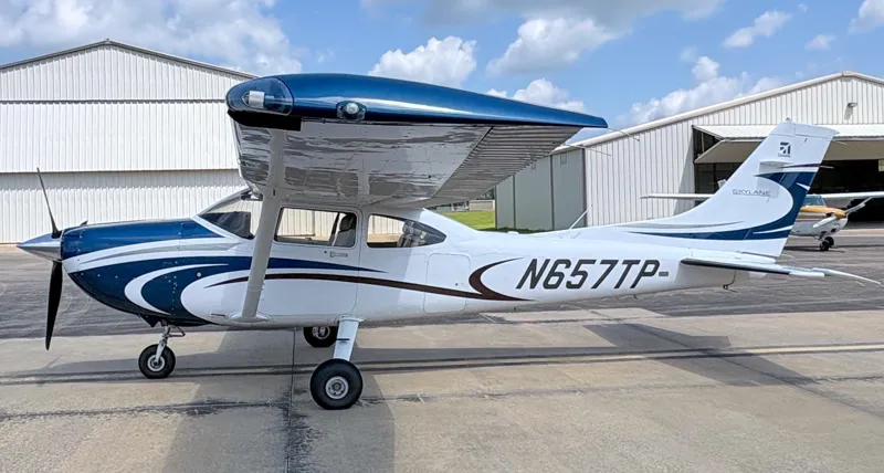2010 Cessna 182T for sale