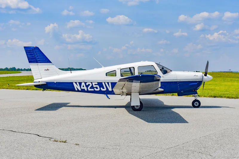 2004 Piper Arrow PA-28R-201 for sale