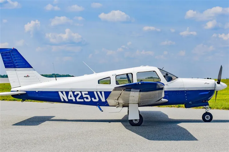 2004 Piper Arrow PA-28R-201 for sale
