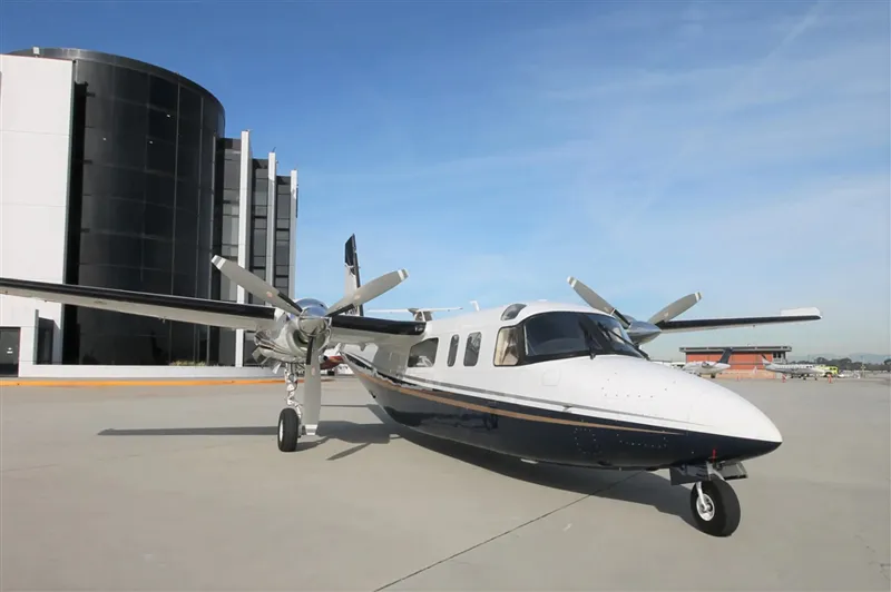 1974 Commander 690 A for sale