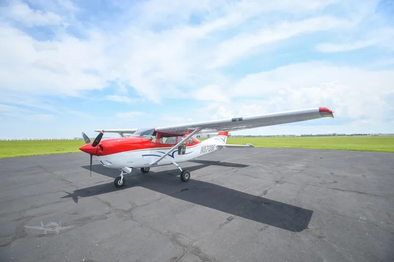 Cessna T206H