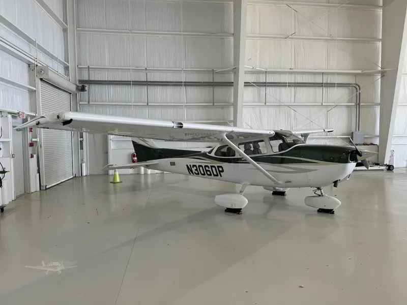 2016 Cessna 172 for sale