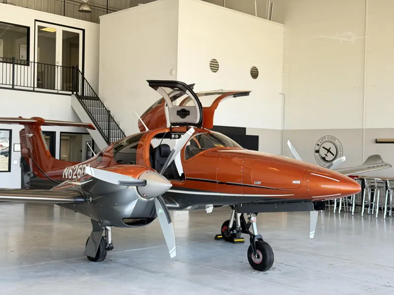 2023 Diamond DA62 for sale