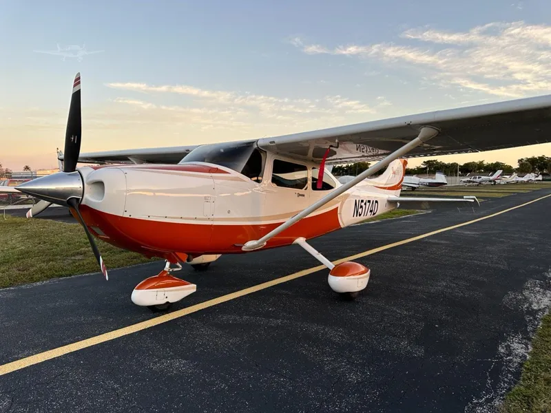 2002 Cessna 182T for sale