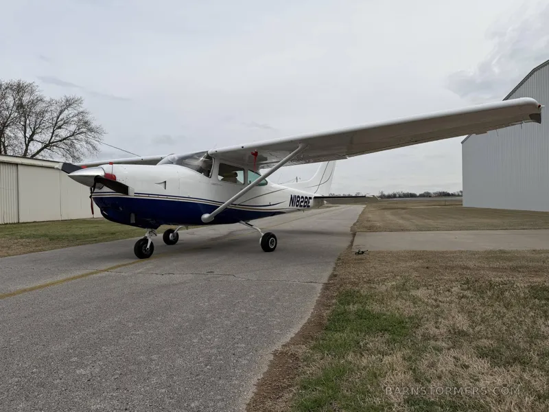 Cessna TR182 for sale