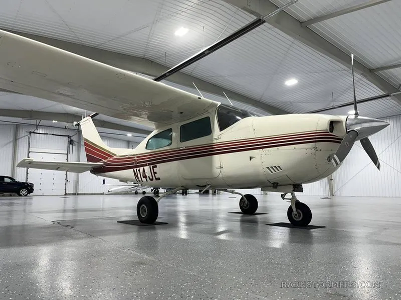 Cessna T210L