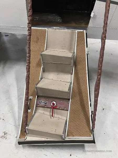 1963 Beechcraft H-18 PASS/CARGO
