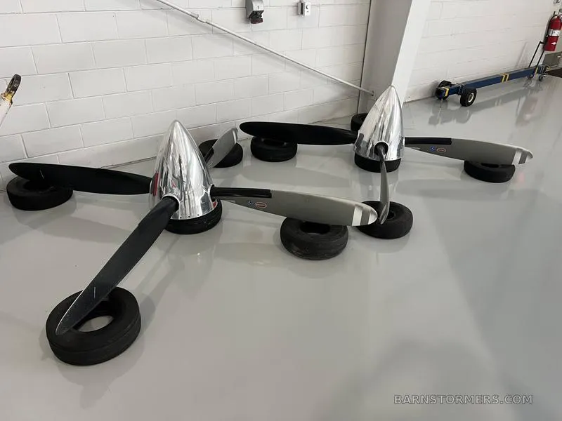 BEECHCRAFT LANDING GEAR for sale