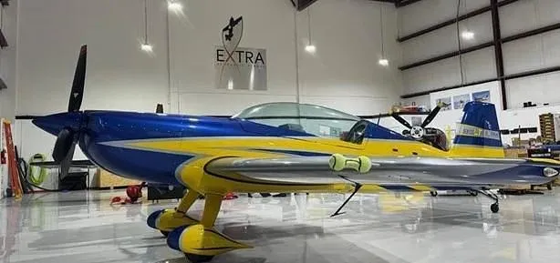 2017 Extra Ea 330LT for sale