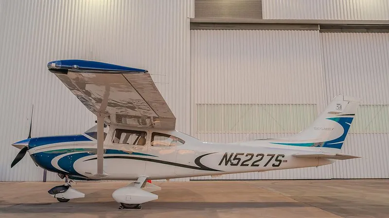 2009 Cessna 182T for sale