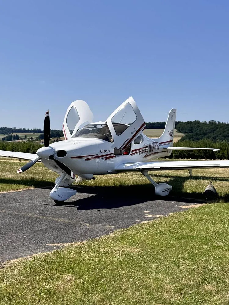 2003 CIRRUS SR22 (sold)