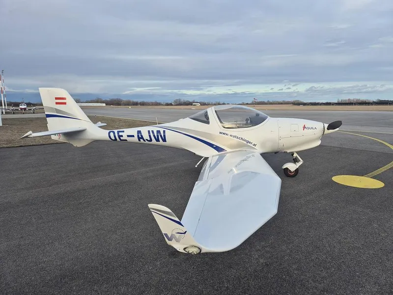 2013 AQUILA A-211 G NVFR G500 (sold)