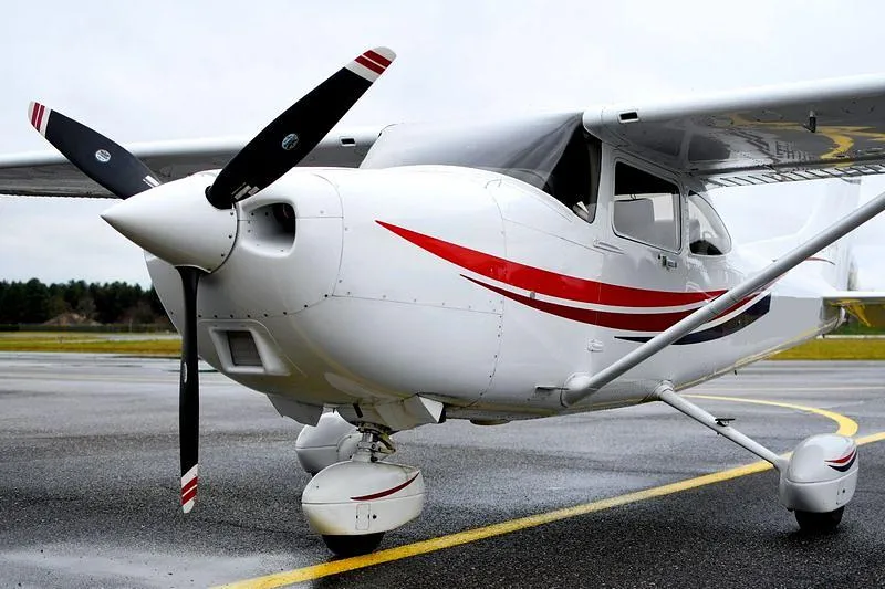 1999 CESSNA 182 (sold)
