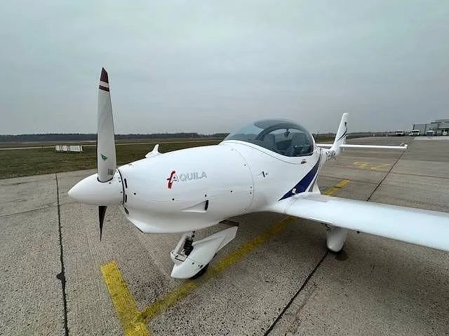 2008 AQUILA A-210 (sold)