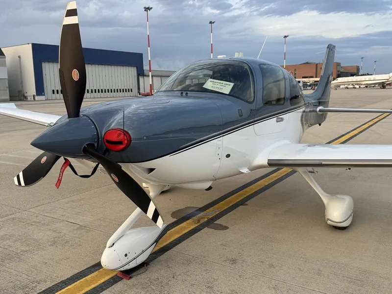 2023 Cirrus SR22T G6 GTS