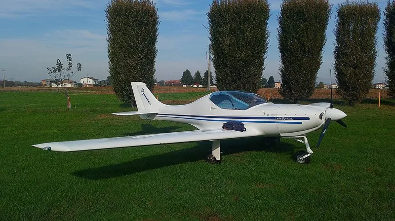 2005 Aerospool WT-9 Dynamic RG
