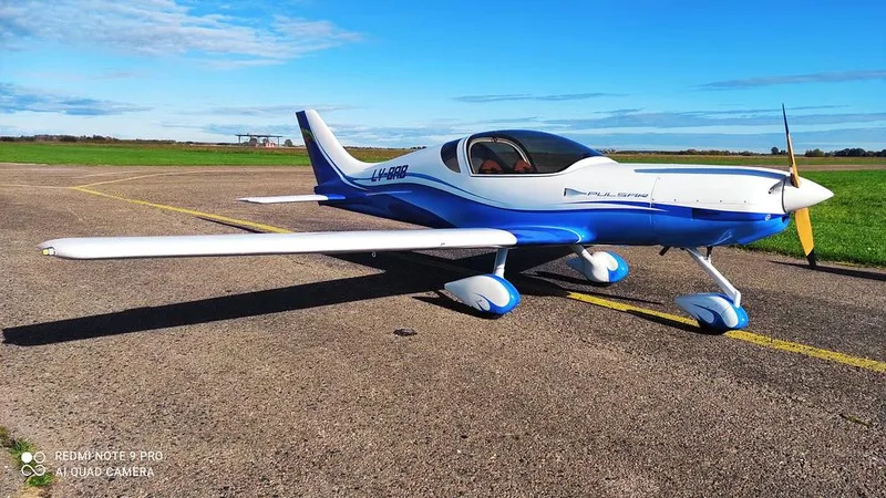 2010 AERO DESIGNS Designs 582 Pulsar (sold)
