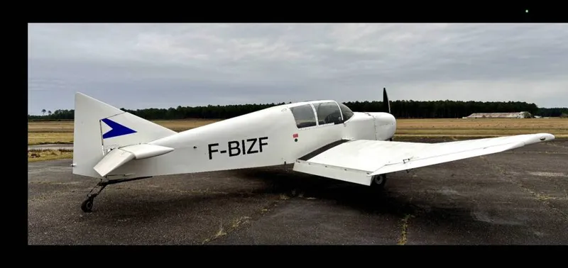 Jodel D-140 Mousquetaire