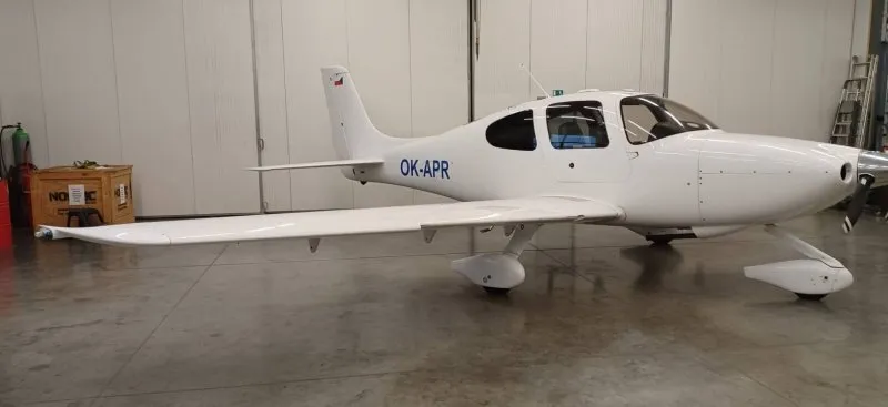 2005 Cirrus SR20 G2
